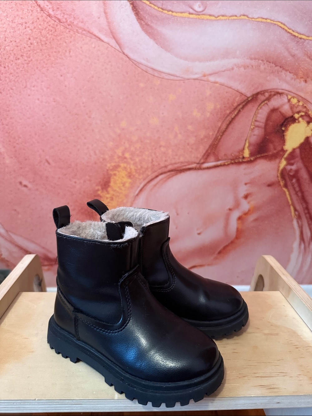 Zara Kids Black Faux-Fur Lined Chelsea Boots